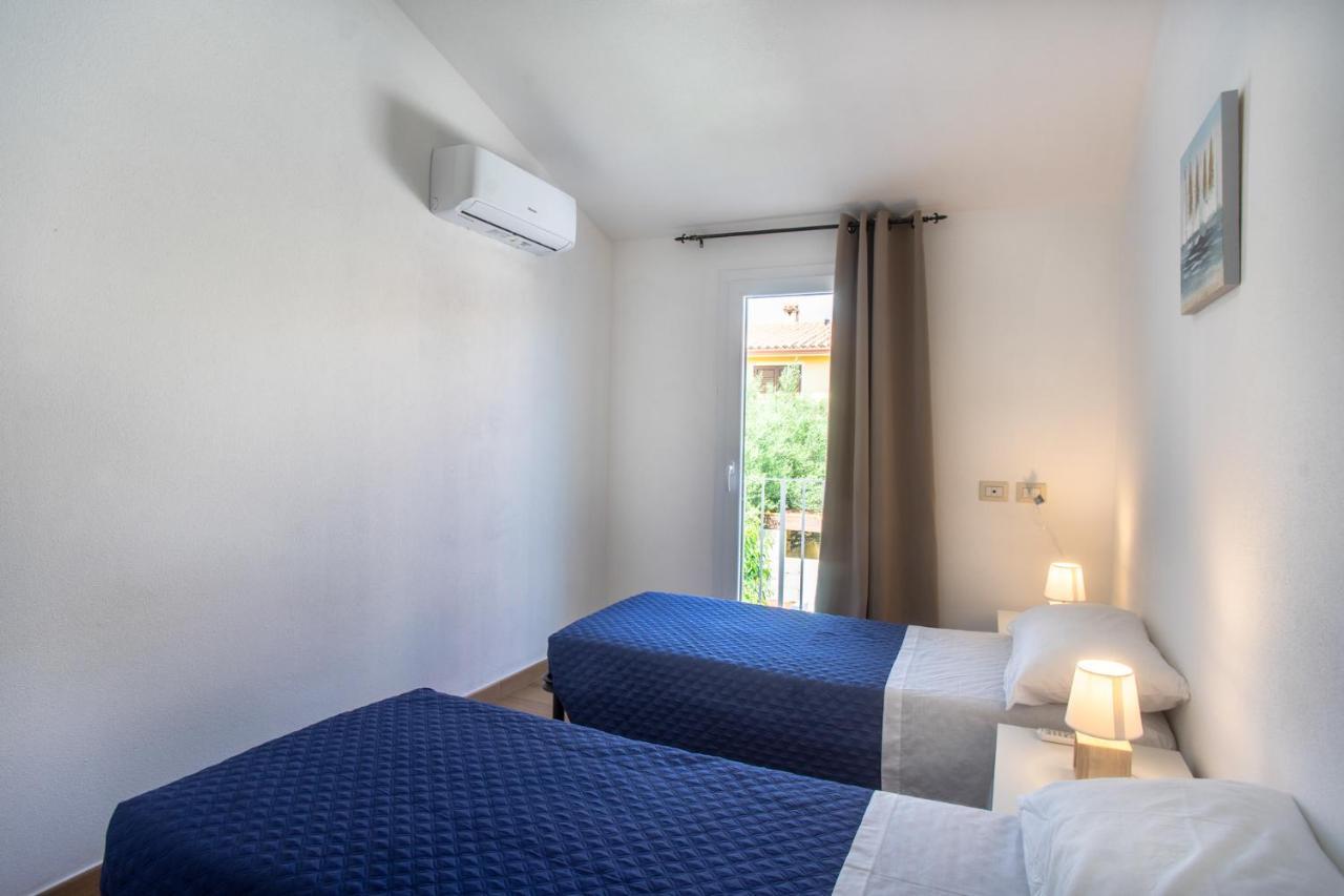 Residence Pula Via Delle Rose Buitenkant foto