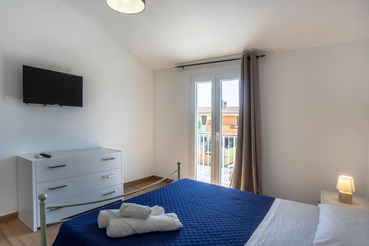 Residence Pula Via Delle Rose Buitenkant foto
